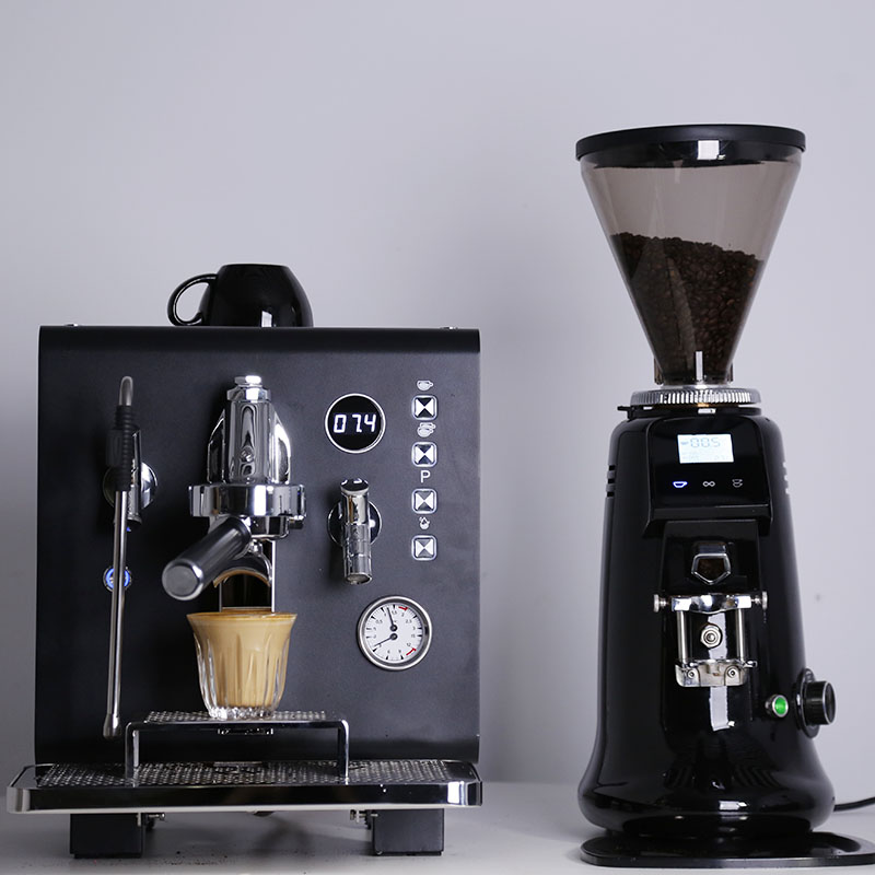 Cafetera Profesional Rosa Semi - Coffee & Tea Restaurant reseña y precio